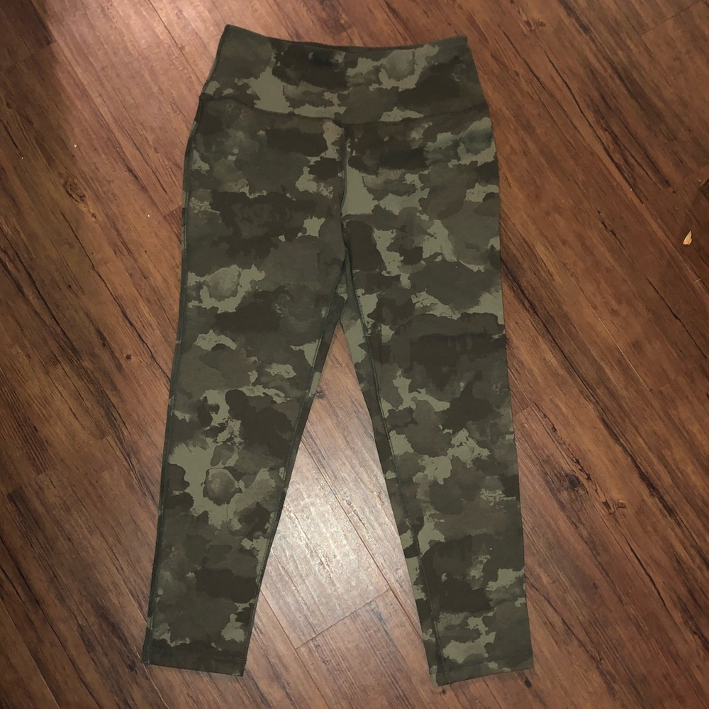 Camo Leggings Green Medium NWT C Active - Picture 3 of 4